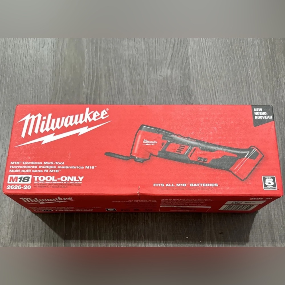 Brand New Milwaukee 2626-20 M18 Cordless Li-Ion  Multi-Tool Bare Tool